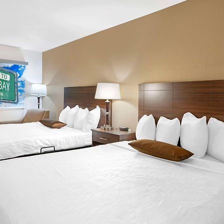 Best Western Green Bay Inn And Conference Center Екстериор снимка