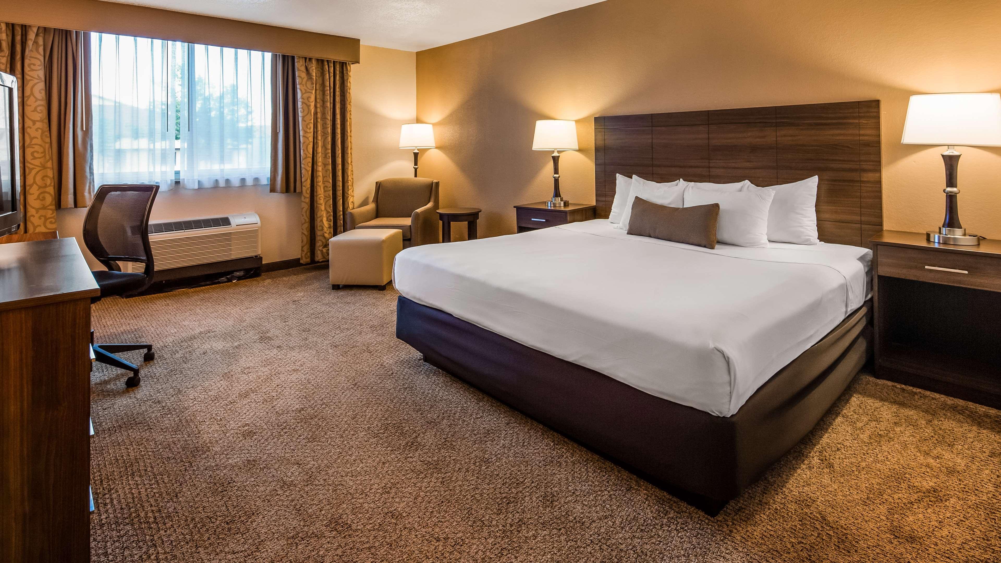 Best Western Green Bay Inn And Conference Center Екстериор снимка