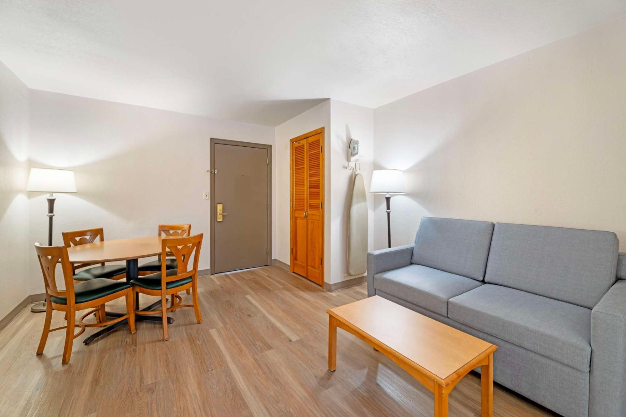 Best Western Green Bay Inn And Conference Center Екстериор снимка